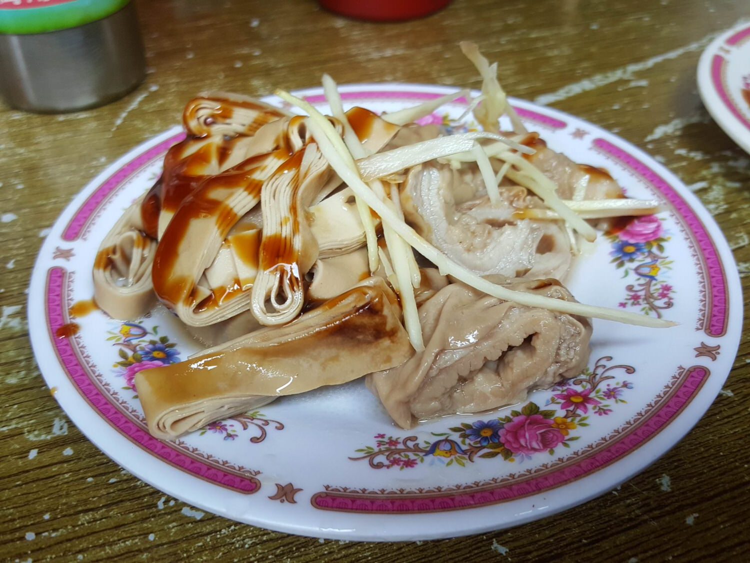 【食記】台中市第三市場大麵焿（大麵羹）~爹吃的是回憶~60年三代傳承