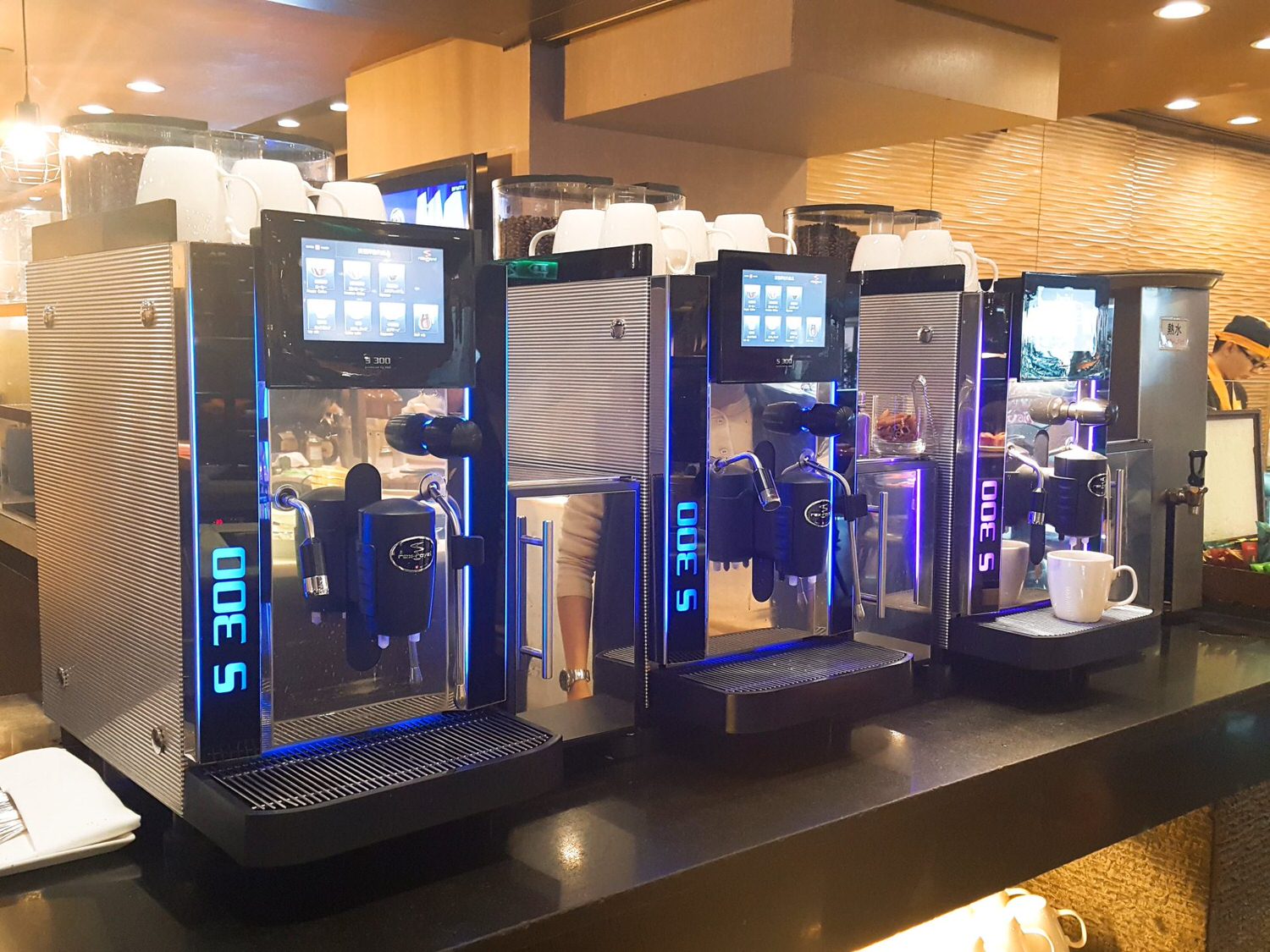 【食記】台北遠東國際大飯店 香格里拉遠東Cafe’自助餐廳 下午茶 Buffet吃到飽