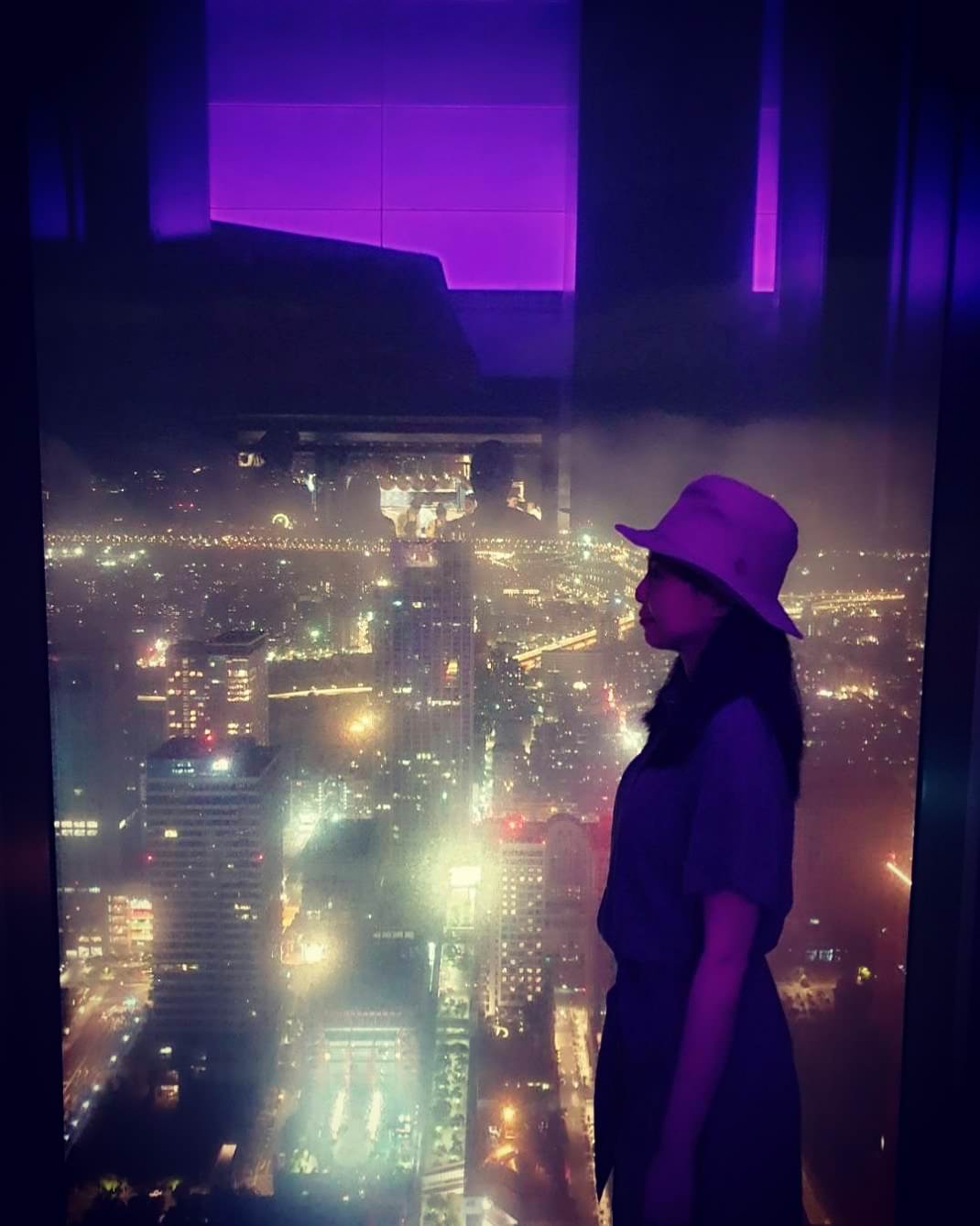 【小酌】台北市信義區|微風南山【CÉ LA VI Taipei】 48樓高空酒吧~360°美景