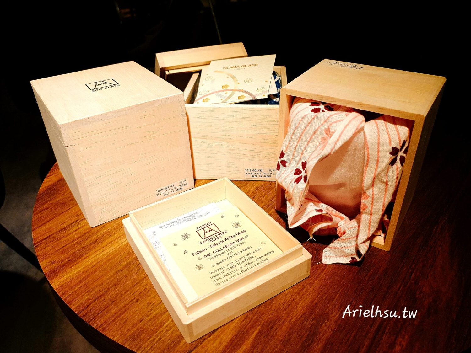 【開箱】日本手工吹製江戶硝子經典富士山杯：風神雷神、櫻花杯 | 田島硝子 | 飲者的浪漫，邊喝邊看富士山 EDO GLASS
