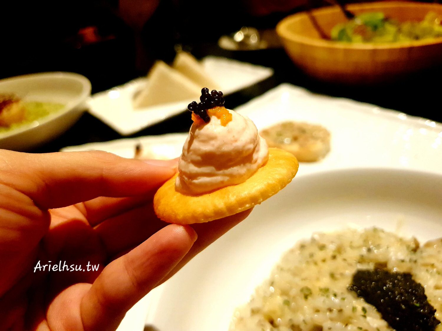 【食記】台北大安東區餐酒館【精靈餐酒館】Elfin restaurant & lounge 姐妹們聚餐小酌的好據點 | 近捷運忠孝復興站、 忠孝敦化站