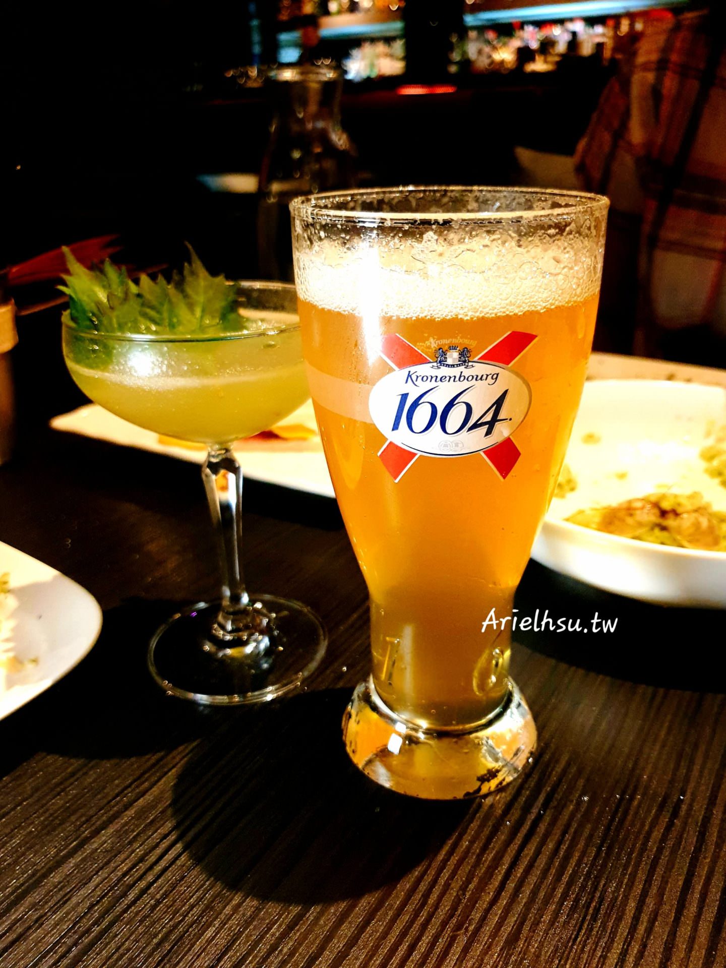 【食記】台北大安東區餐酒館【精靈餐酒館】Elfin restaurant & lounge 姐妹們聚餐小酌的好據點 | 近捷運忠孝復興站、 忠孝敦化站