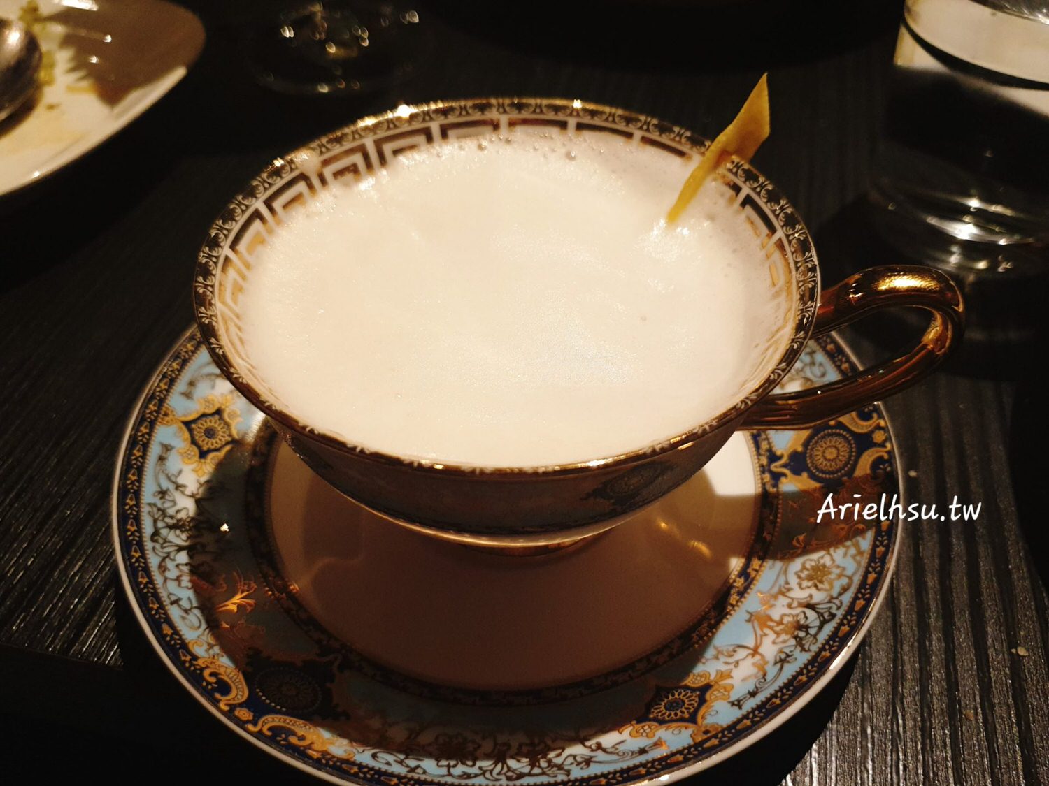 【食記】台北大安東區餐酒館【精靈餐酒館】Elfin restaurant & lounge 姐妹們聚餐小酌的好據點 | 近捷運忠孝復興站、 忠孝敦化站