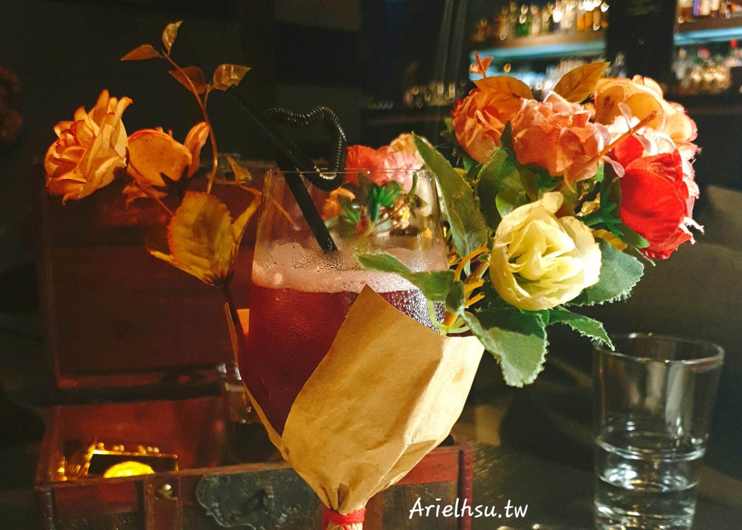 【食記】台北大安東區餐酒館【精靈餐酒館】Elfin restaurant & lounge 姐妹們聚餐小酌的好據點 | 近捷運忠孝復興站、 忠孝敦化站