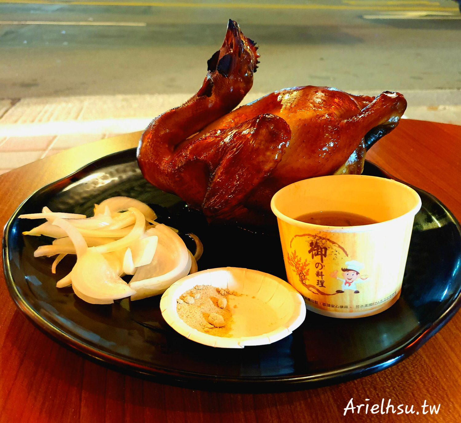 【食記】台北松山美食【起家莊 雞老闆 桶仔雞】長春店 | 來吃雞吧～補充一下蛋白質 | 起家莊雞老闆 養生藥膳桶仔雞