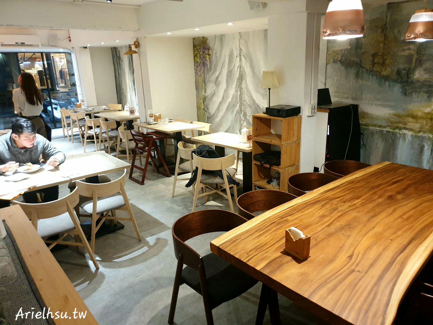 【食記】台北大安餐酒館【Maison家】：溫馨明亮複合式健身酒吧  | 近捷運國父紀念館站2號出口 Masion ACIVE FITNESS & BISTRO