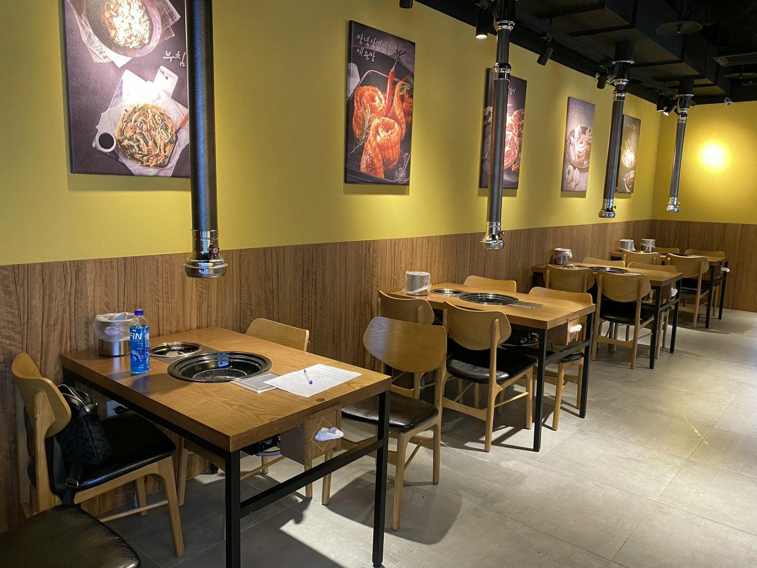 【食記】台北西門町【阿豬媽아줌마韓式烤肉x火鍋吃到飽】西門町吃到飽399起 | 韓式烤肉、火鍋兩個願望一次滿足～