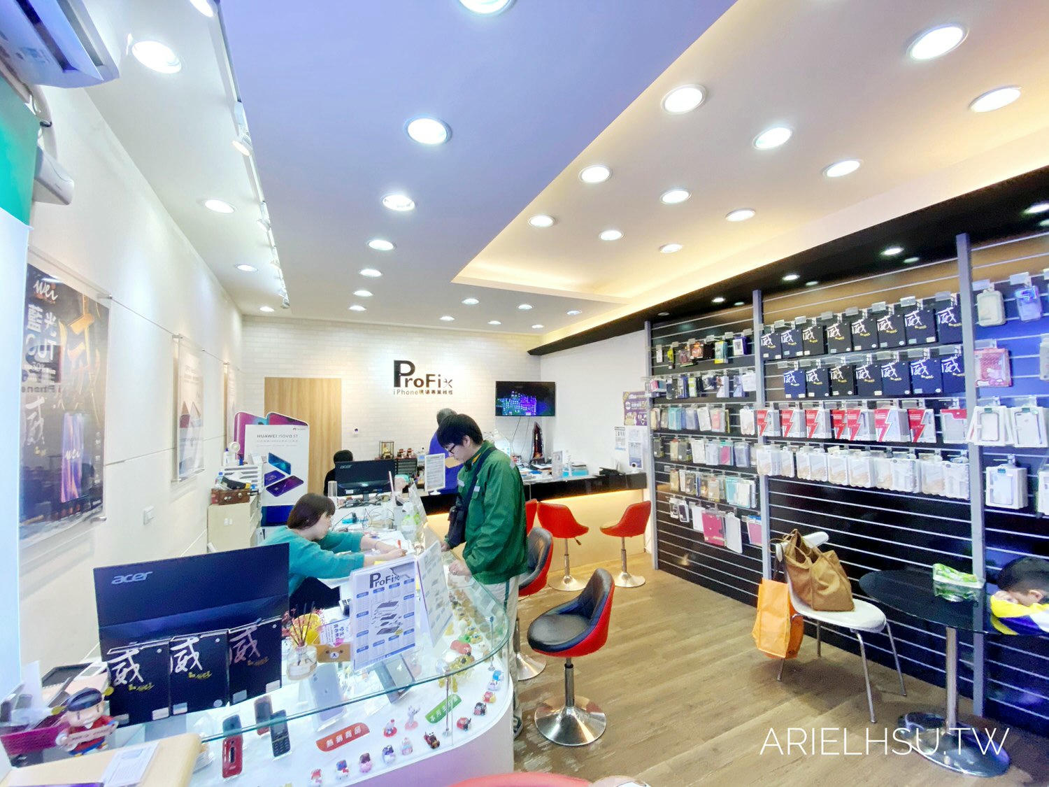 桃園iPhone維修推薦 【ProFix iPhone現場專業維修】換電池、螢幕破裂更換、主機板維修、濾藍光iPhone螢幕保護貼、郵寄送修 | 專業維修iPhone手機醫生 | 同步iPhone手機維修過程