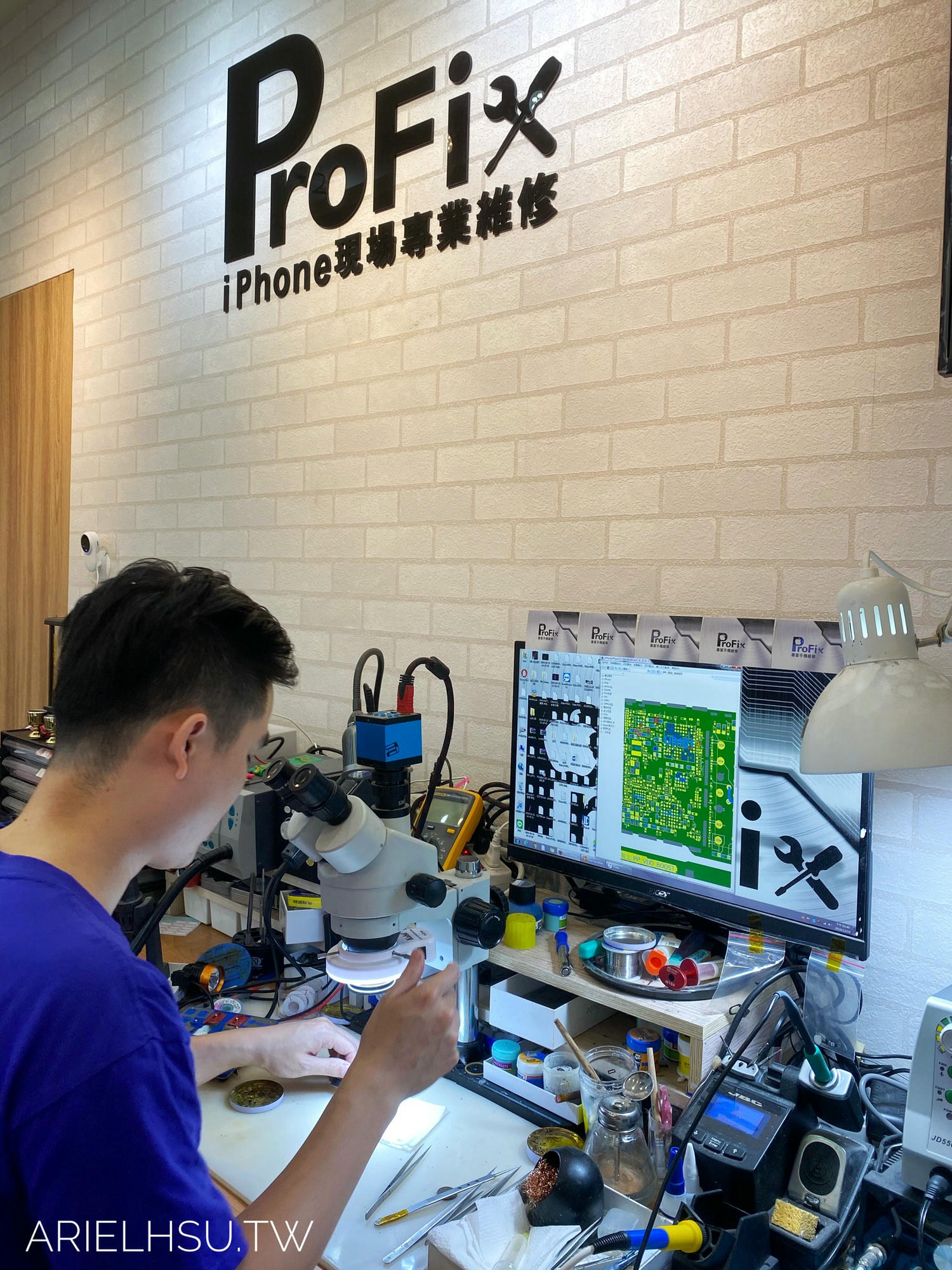 桃園iPhone維修推薦 【ProFix iPhone現場專業維修】換電池、螢幕破裂更換、主機板維修、濾藍光iPhone螢幕保護貼、郵寄送修 | 專業維修iPhone手機醫生 | 同步iPhone手機維修過程