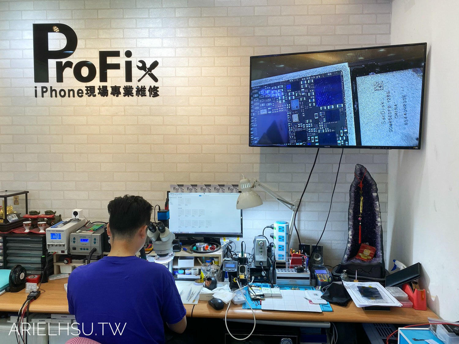桃園iPhone維修推薦 【ProFix iPhone現場專業維修】換電池、螢幕破裂更換、主機板維修、濾藍光iPhone螢幕保護貼、郵寄送修 | 專業維修iPhone手機醫生 | 同步iPhone手機維修過程