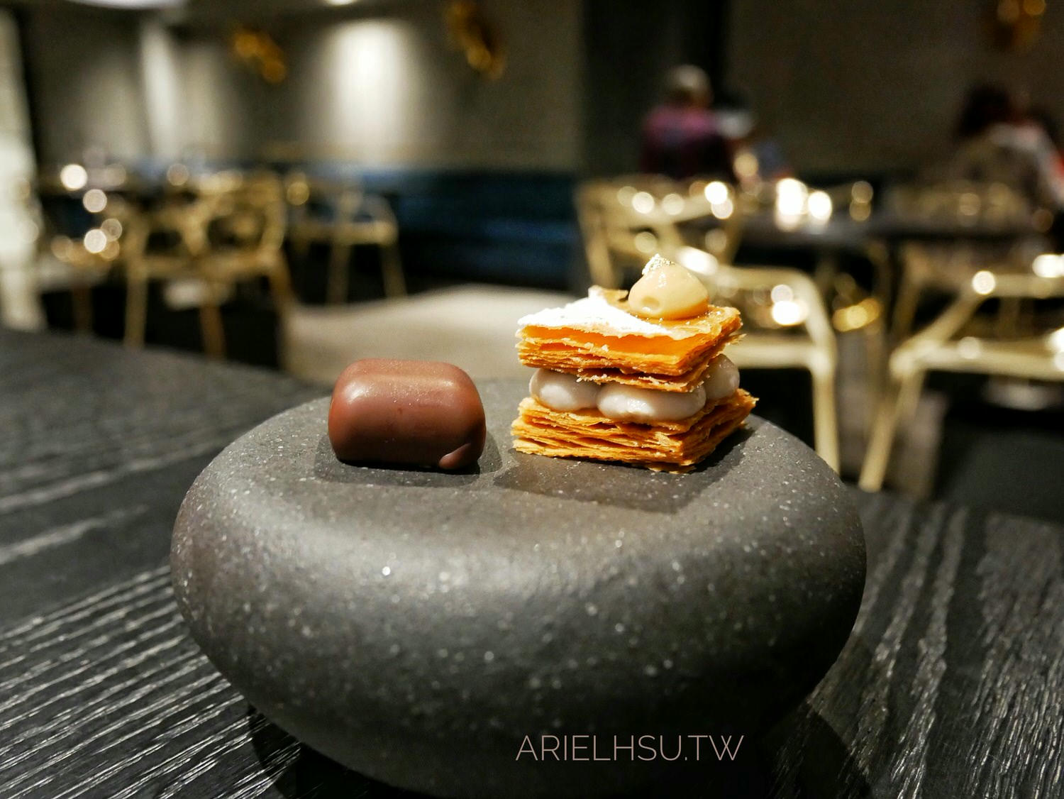 【食記】台北大安東區法式料理【STAGIAIRE 實習生餐廳】 結合藝術的創意美食：東區餐酒館、近捷運忠孝復興敦化站  Taipei French Restaurants《STAGIAIRE》