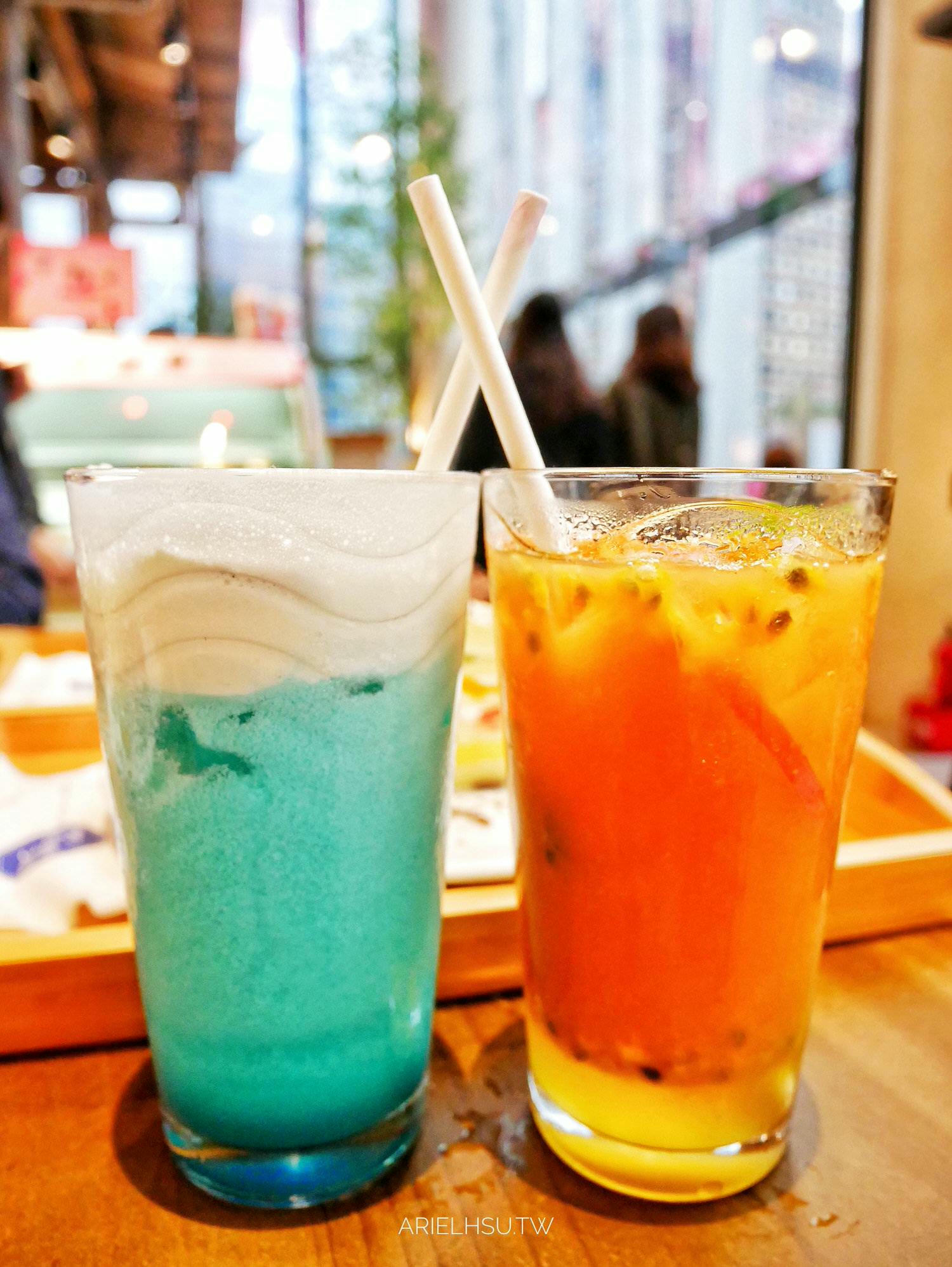 【食記】台北遠百信義A13甜點蛋糕 | ROSE HOUSE Café 下午茶必吃特厚日本北海道草莓舒芙蕾，平價享受精品咖啡、日本直達級甜點