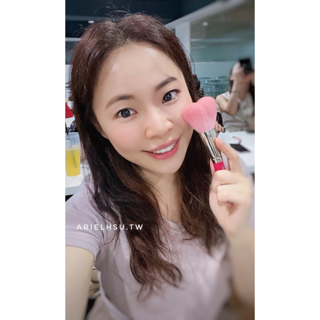 【彩妝】《康妝整體造型工作室》彩妝課：免醫美妝容化妝術×黑魔女美到不想卸妝 Connie Make up studio