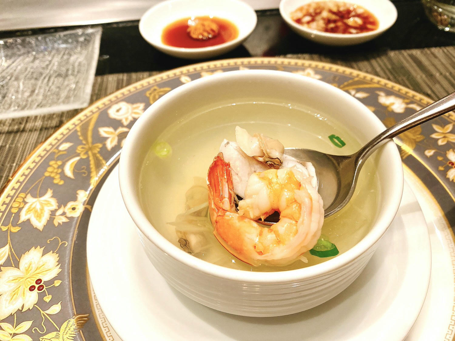 【食記】 台北信義【紅花鐵板燒101旗艦店】101美食推薦超值鐵板燒午間套餐 - 第8張圖 【食記】 台北信義【紅花鐵板燒101旗艦店】101美食推薦高級鐵板燒商業午餐CP值最划算