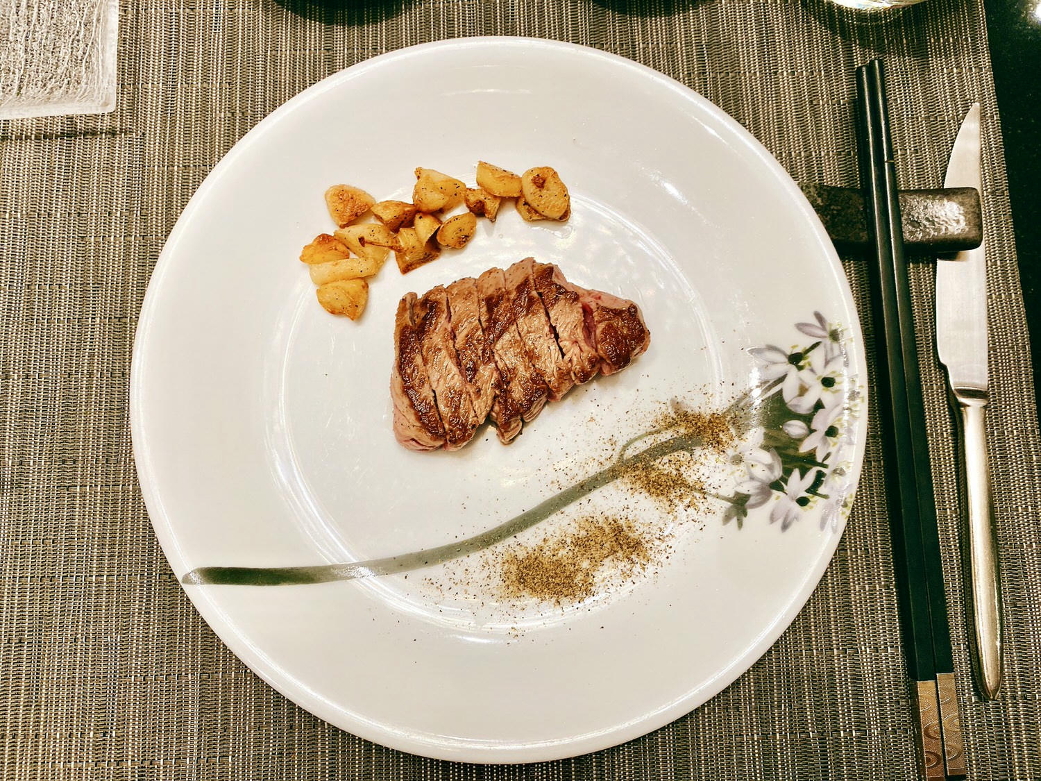 【食記】 台北信義【紅花鐵板燒101旗艦店】101美食推薦高級鐵板燒商業午餐CP值最划算