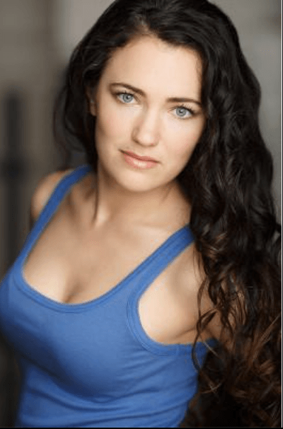 艾波穆倫（April Mullen）