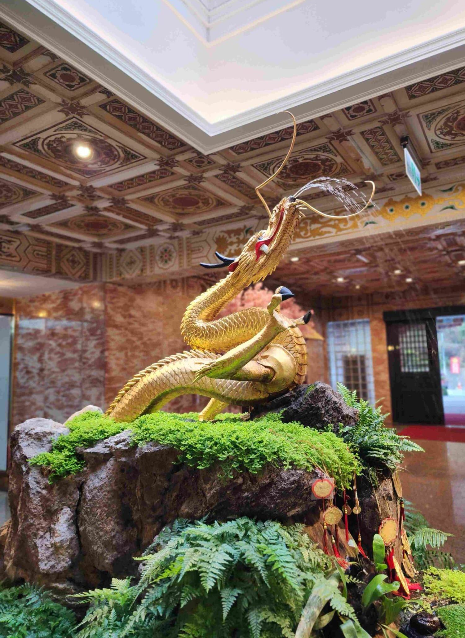 【台北景點】圓山飯店百年金龍：台灣神社之龍宮好風水與許願靈驗傳說