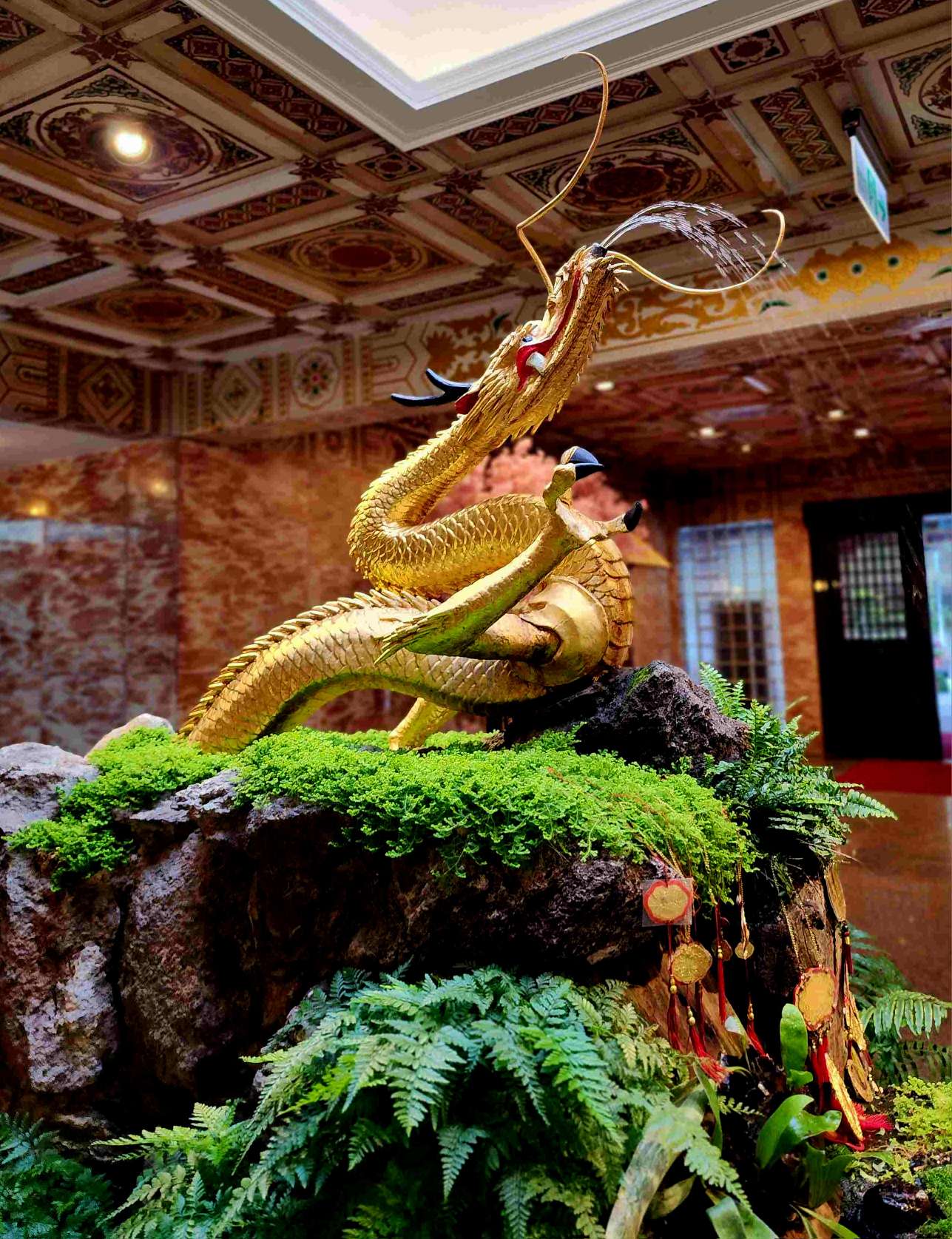 【台北景點】圓山飯店百年金龍：台灣神社之龍宮好風水與許願靈驗傳說