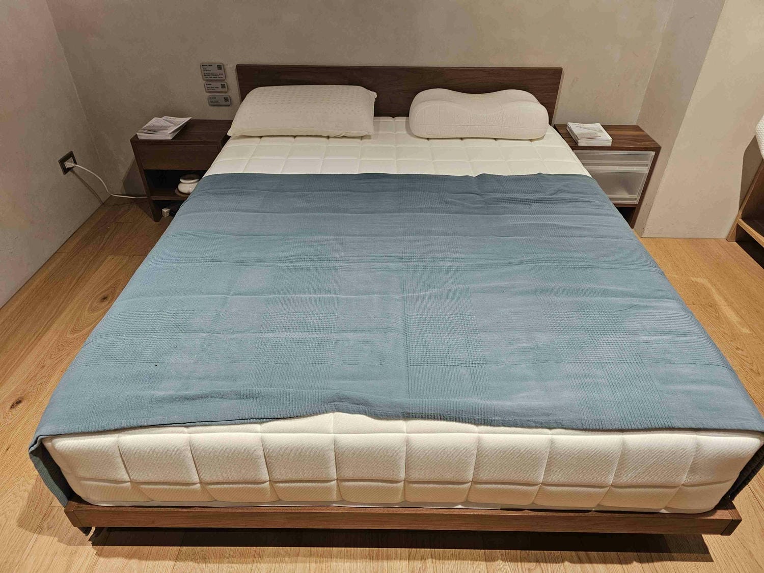 【居家】眠豆腐台北旗艦店：眠豆腐、芝麻豆腐好睡嗎？試躺感想