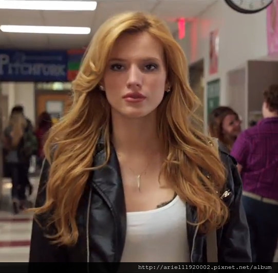 bella_thorne__the_duff_trailer_capture_kuceVyDz.sized